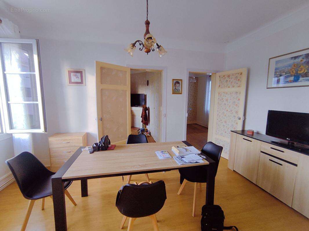 Maison à CHATELLERAULT