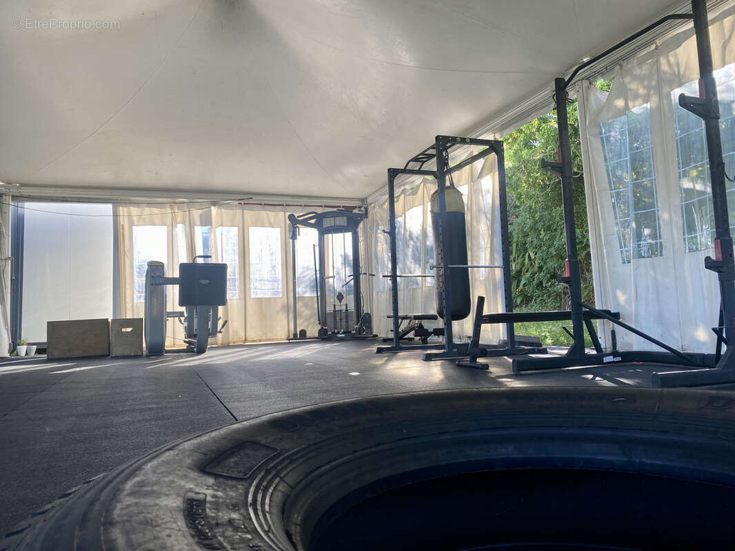 Terrain à SAINTE-MARIE