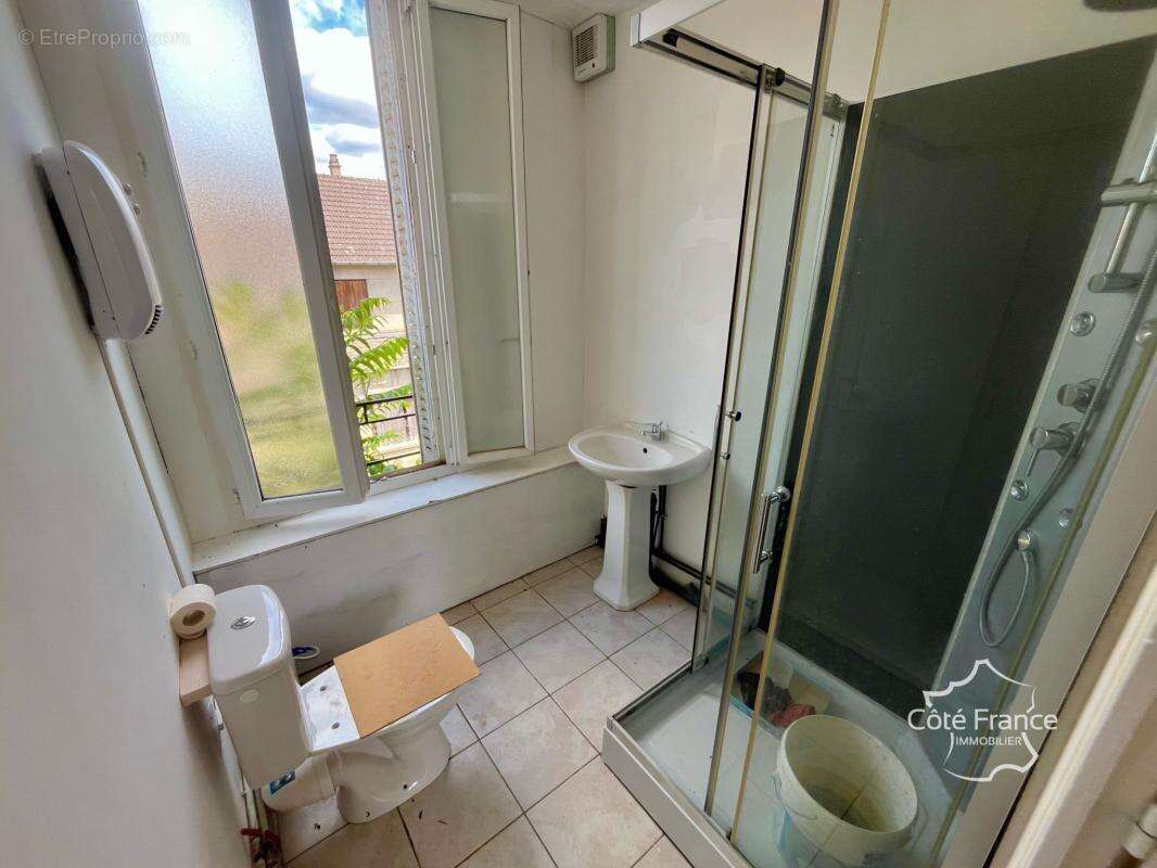 CLAMECY   Maison de 4 chambres rénovée avec jardin, cave et - photo 10
