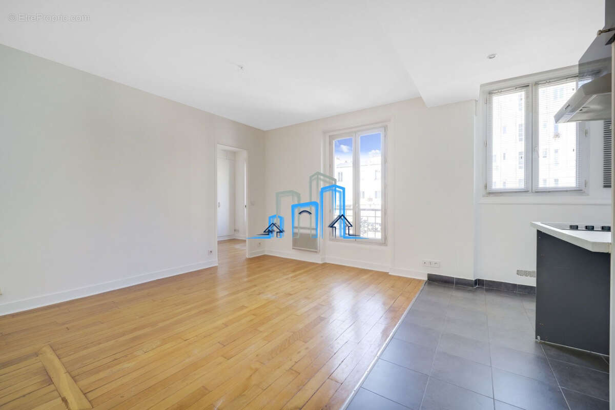 Appartement à LEVALLOIS-PERRET