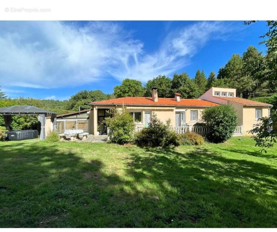 Photo 1 - Maison à AYDAT