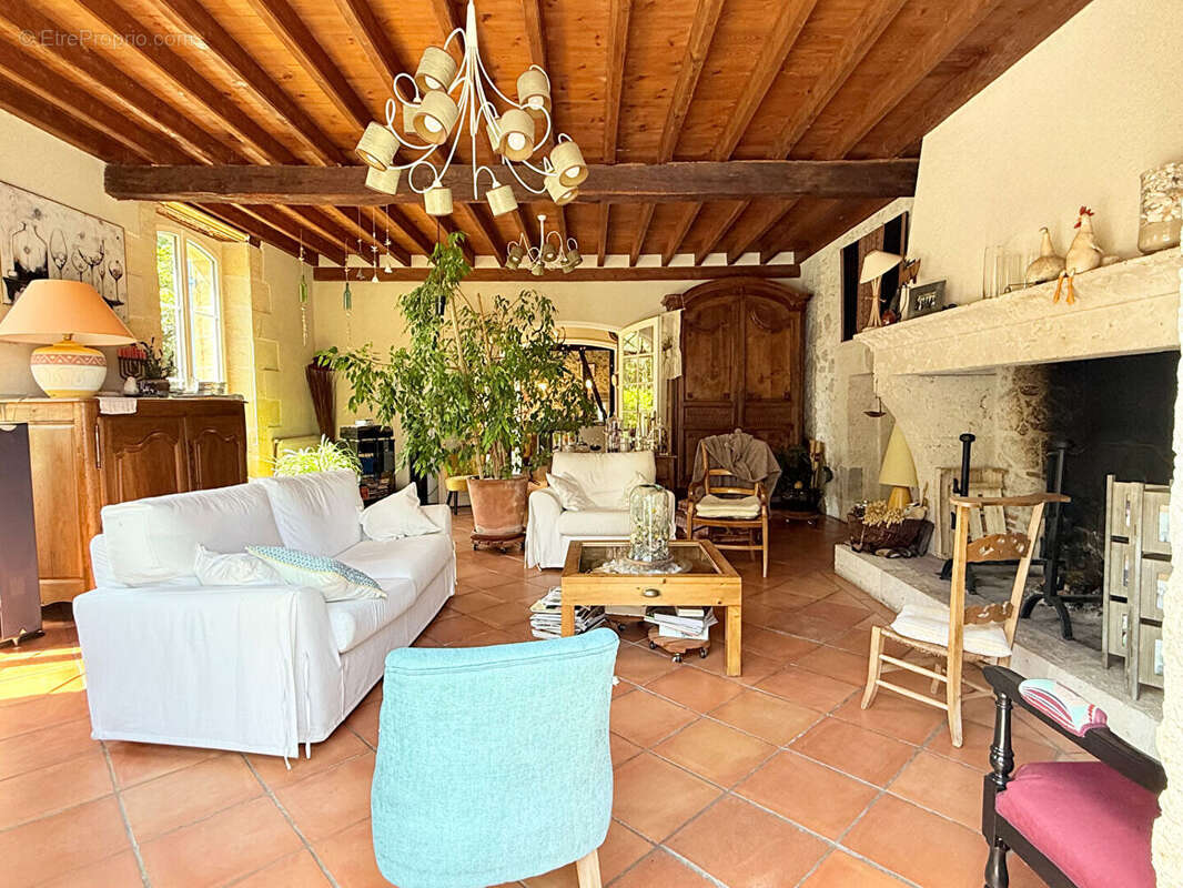 Maison à CLERMONT-DESSOUS