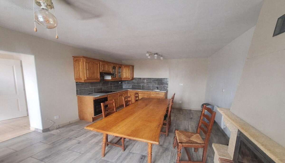 Maison 129 m² à Meigne-Le-Vicomte  - photo 7
