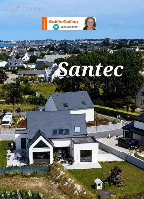 Maison à SANTEC