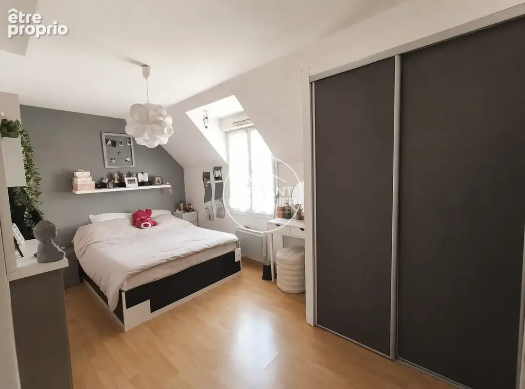 Maison 5 pièces 91 m² à vendre à Saint-Ay (45130) - photo 6