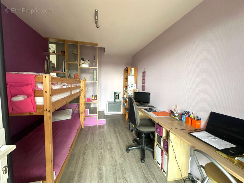 Maison à LACROIX-FALGARDE