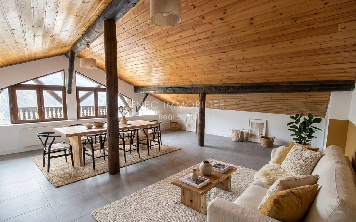 Maison à LES CHAPELLES