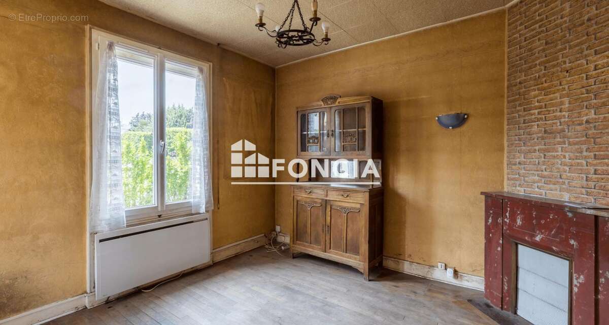 Maison à CHALETTE-SUR-LOING