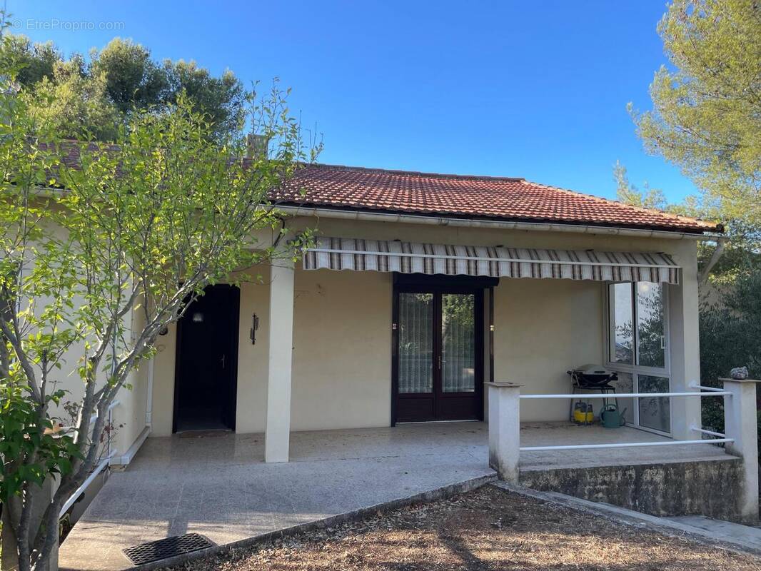 Photo 1 - Maison à MARSEILLE-12E