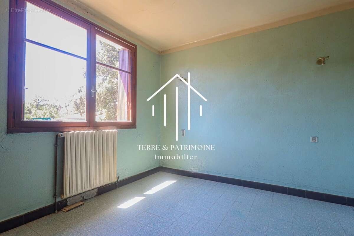 Maison de 1965 avec terrain attenant - photo 10