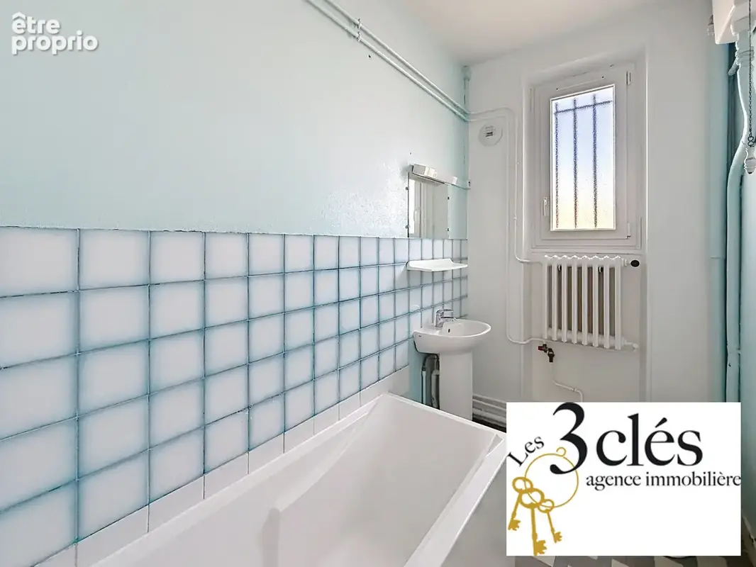 Investissement locatif   2 t3 indépendants + 4 garages   terrain 480 m2 - photo 23