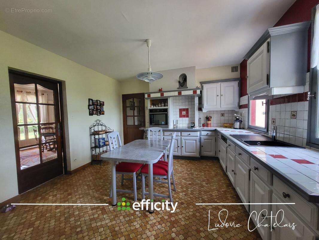 Maison à PARTHENAY-DE-BRETAGNE