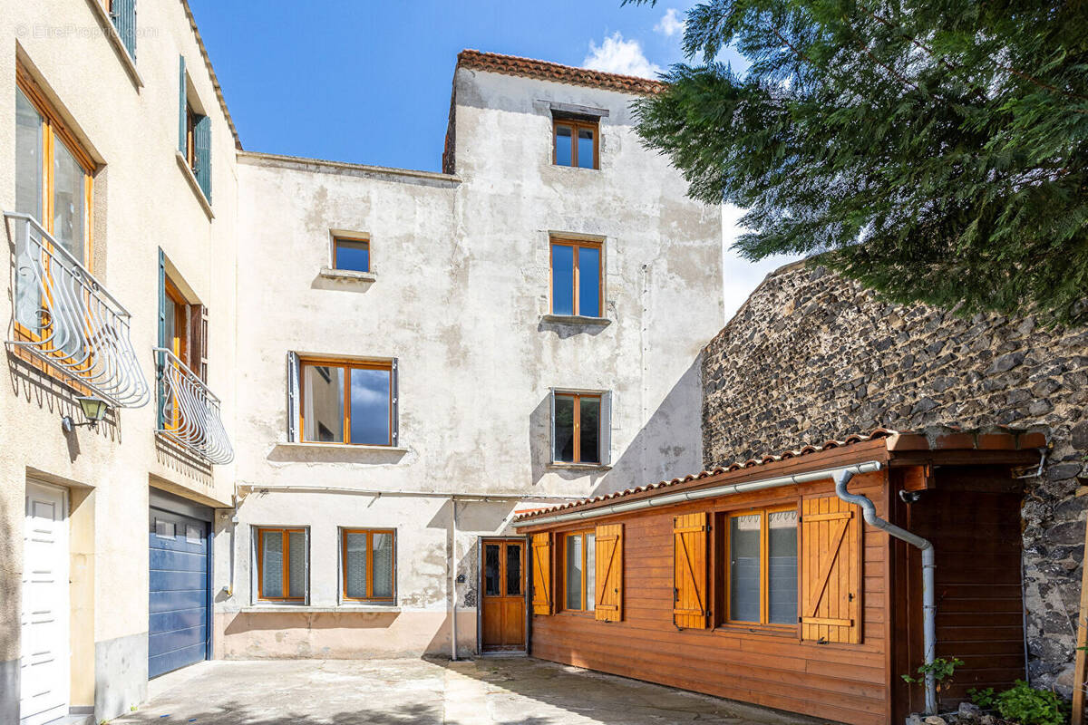 Maison à AUBIERE