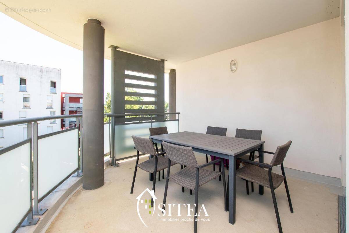 Appartement à COLOMIERS