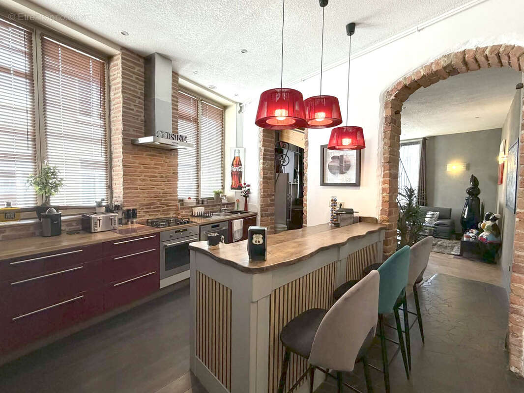 Appartement à SAINT-ETIENNE