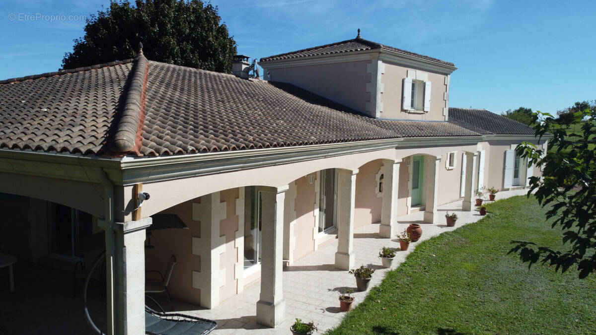 Maison à BECHERESSE