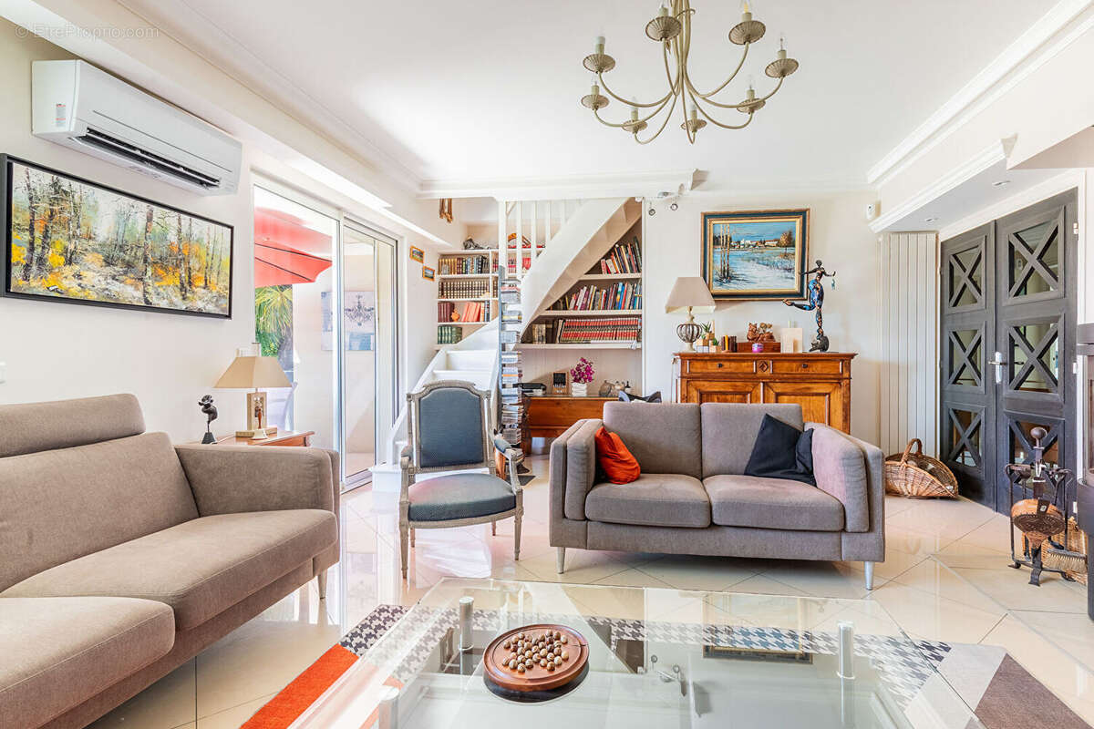 Maison 237m² à verrières-le-buisson - photo 2