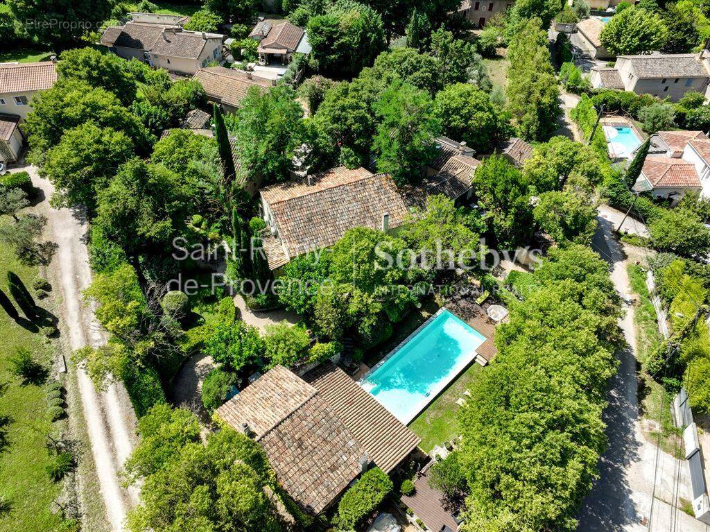 Maison à SAINT-REMY-DE-PROVENCE