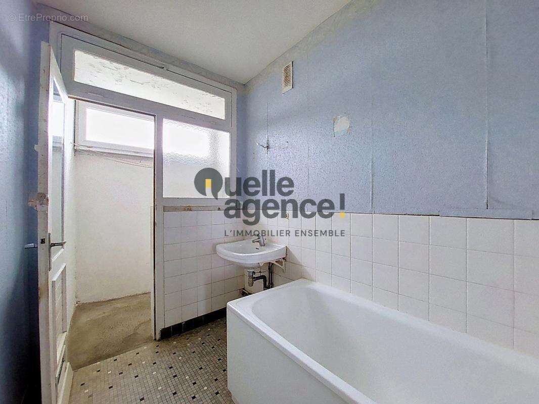 Appartement 2 chambres avec garage et vue mer – Quartier Saint-Pierre - photo 11