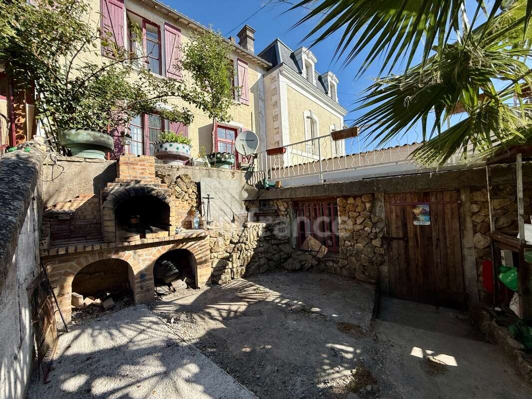 Maison à vendre 5 pièces CHAMPDENIERS (79) - photo 5