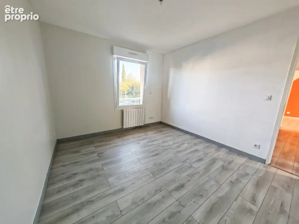 Maison récente 4 ch. garage et jardin - photo 8