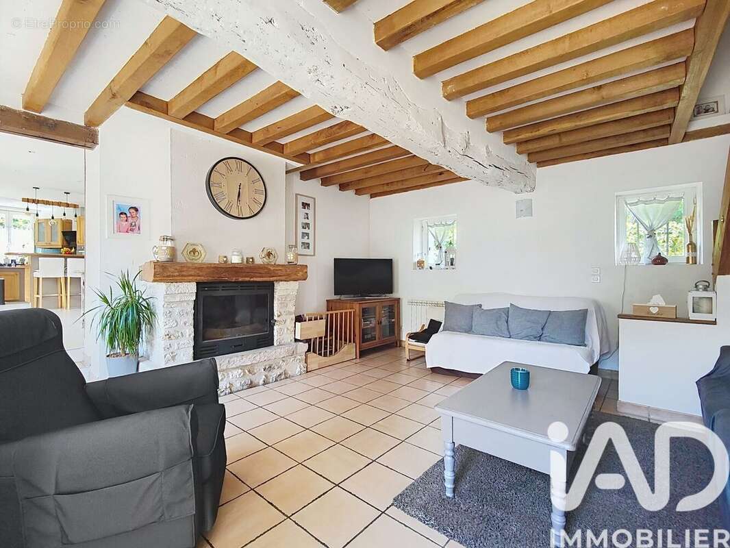 Maison 106 m² à Blaru  - photo 4