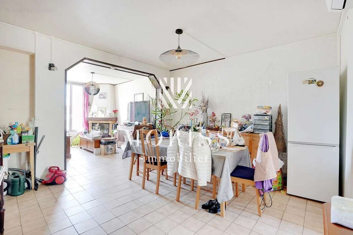 Maison à IVRY-SUR-SEINE