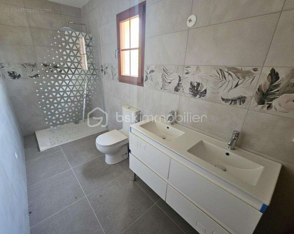 La bénisson-dieu – maison contemporaine de 2023 – 140 m² habitables – terrain de 2 338 m² - photo 9