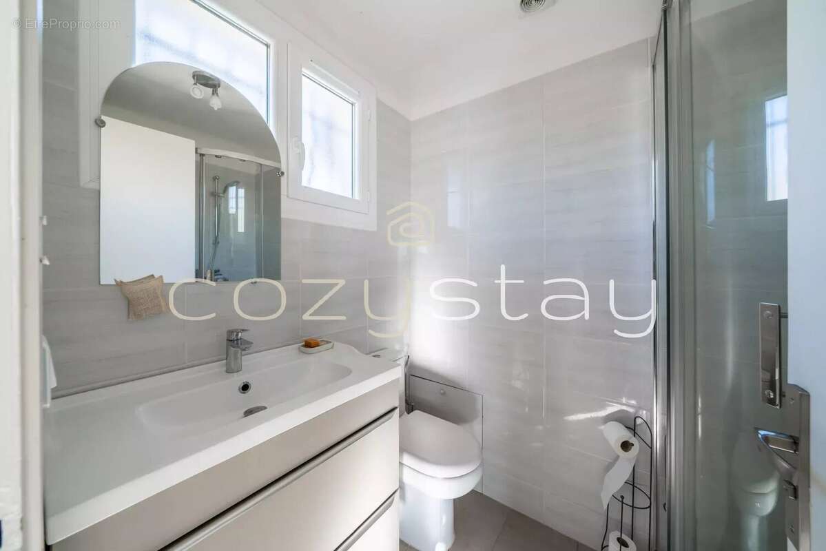 Maison à MANDELIEU-LA-NAPOULE