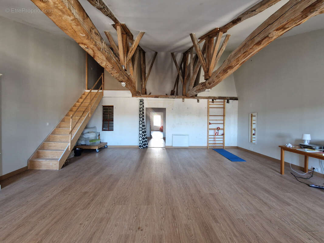 Maison à CHATEAUNEUF-SUR-CHARENTE