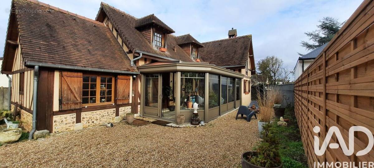 Photo 1 - Maison à BUEIL