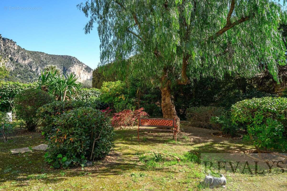 Appartement à BEAULIEU-SUR-MER