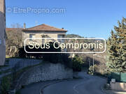 Appartement à AUBENAS