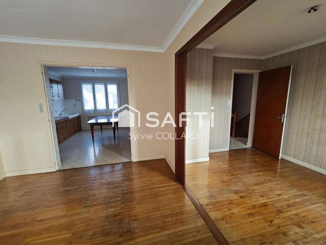 Photo 9 - Maison à LA CHAPELLE-DES-MARAIS