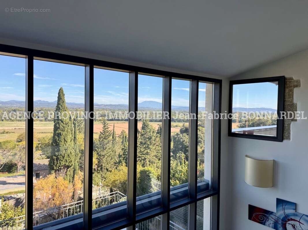 Maison à MONTSEGUR-SUR-LAUZON