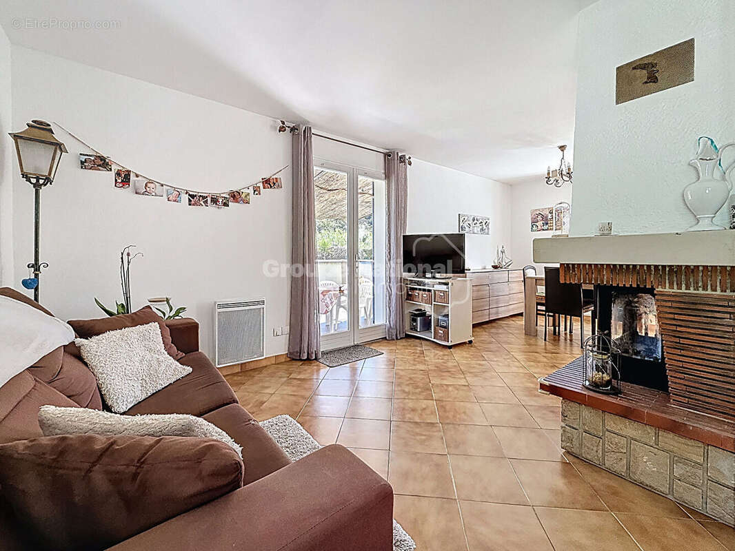 Maison à AURIBEAU-SUR-SIAGNE