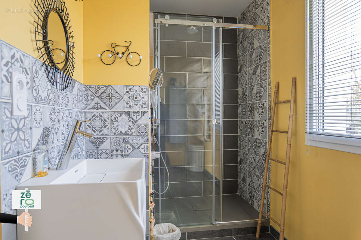 Maison à LANDEVIEILLE