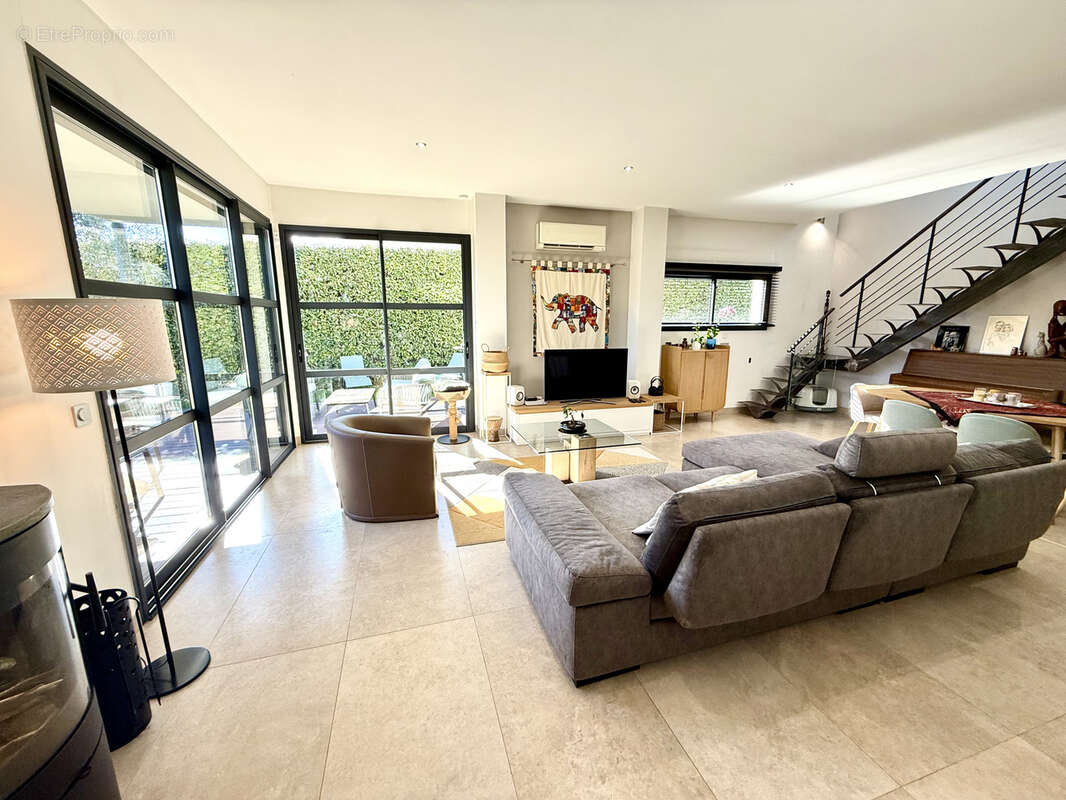 Maison à SAINT-GELY-DU-FESC