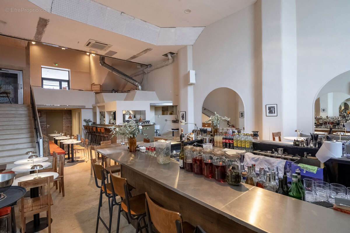 Commerce à SAINT-REMY-DE-PROVENCE