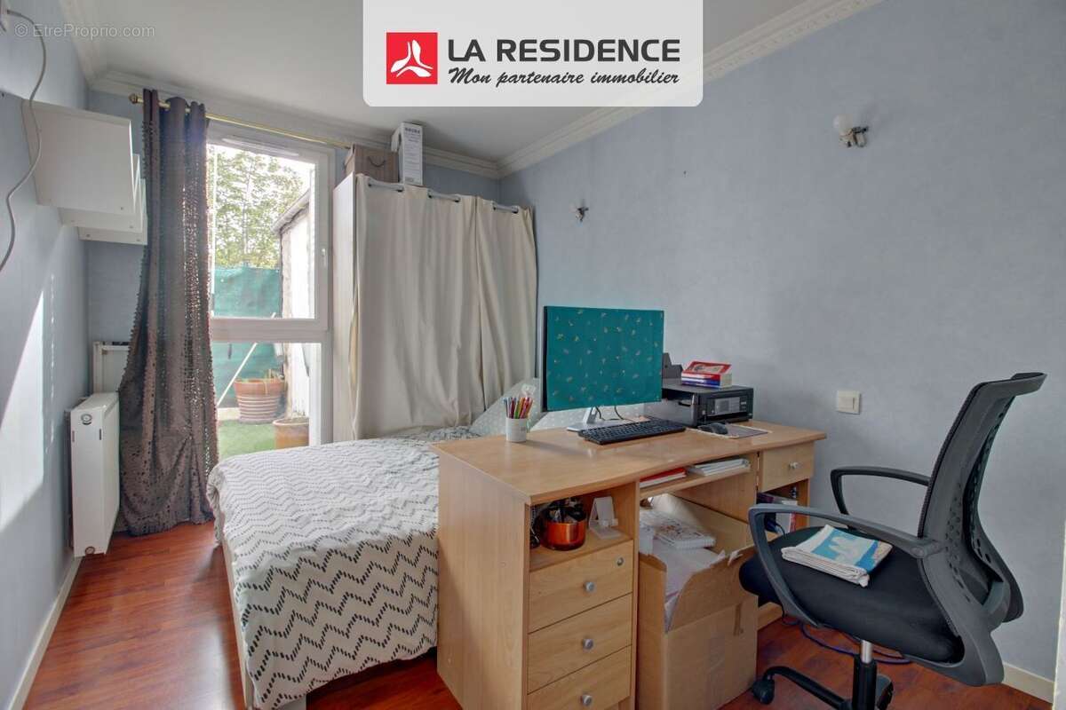 Appartement à SARTROUVILLE