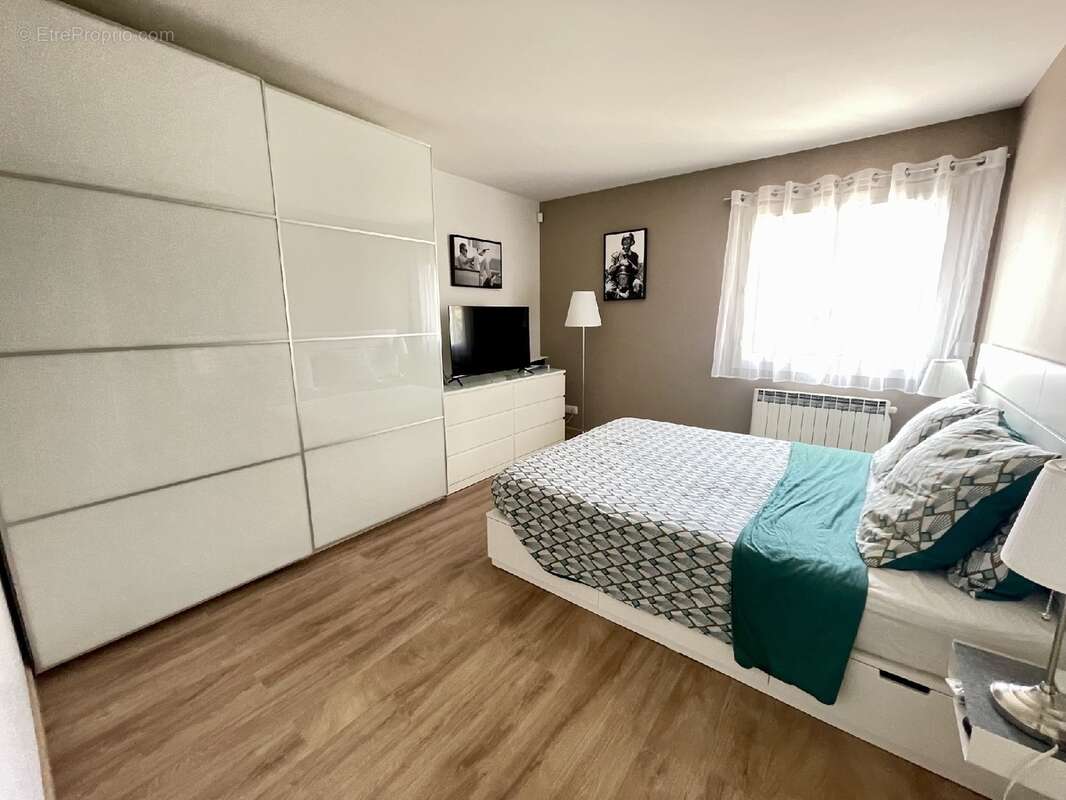 Maison 203 m² à Milly-La-Foret  - photo 11