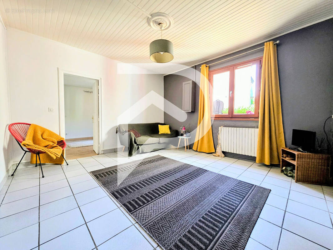 Maison à MONTATAIRE