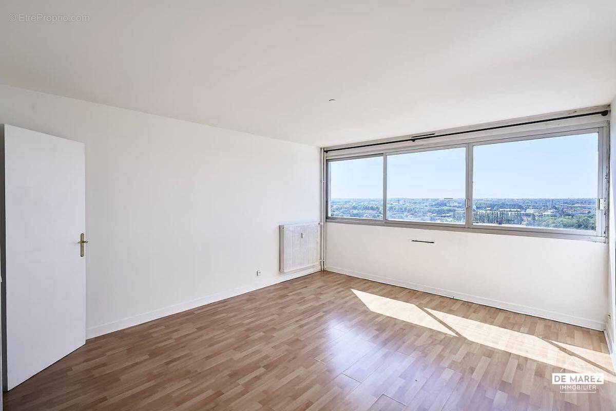 Appartement à MONS-EN-BAROEUL