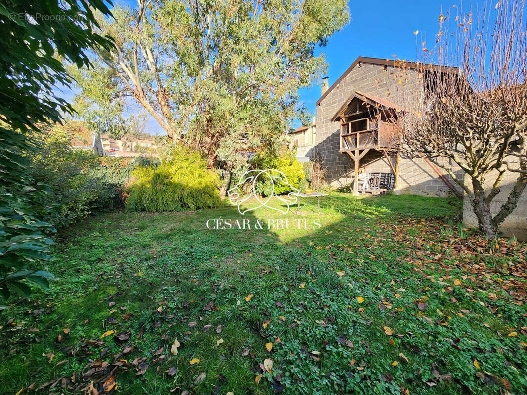 Maison à CHATEAUNEUF-DE-GALAURE