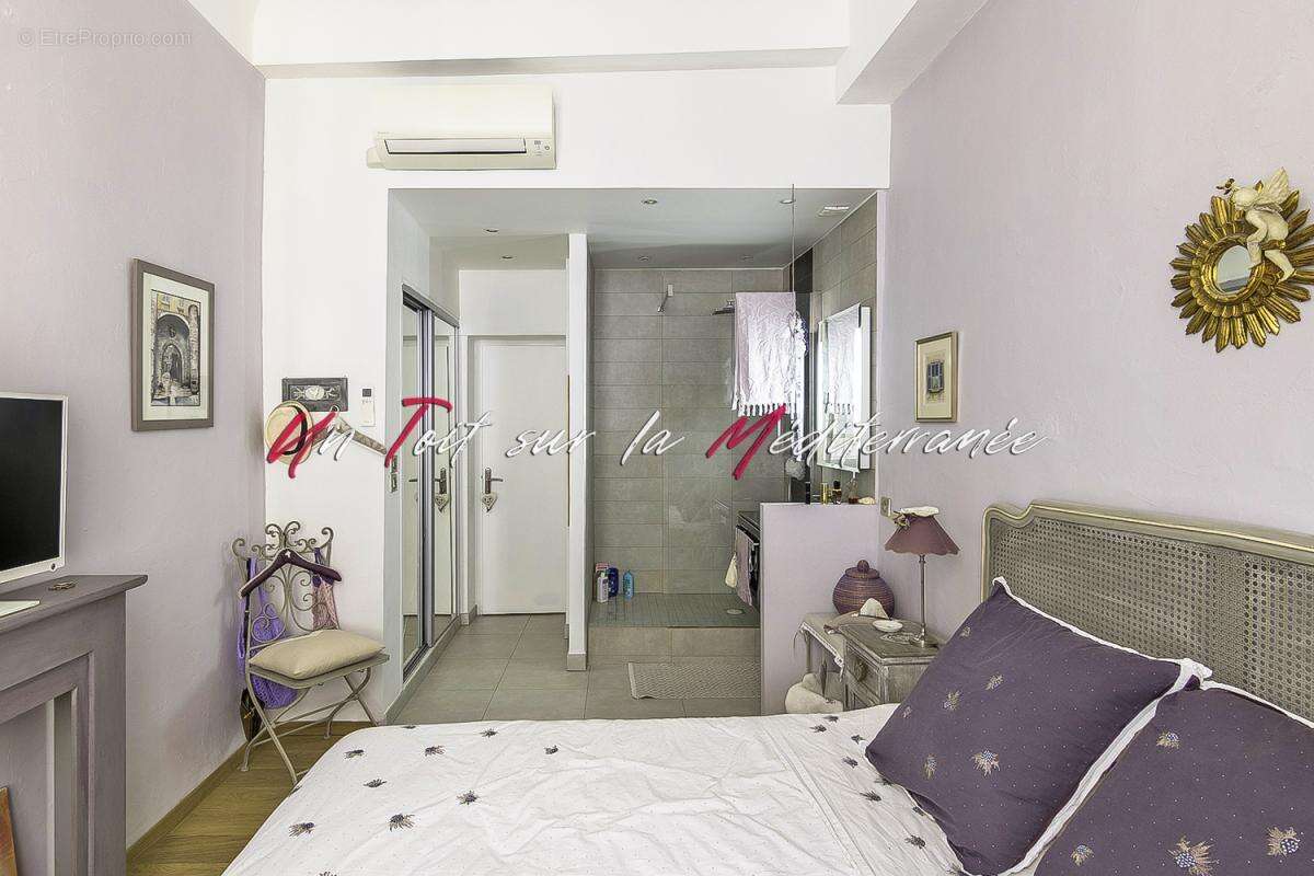 Appartement à HYERES