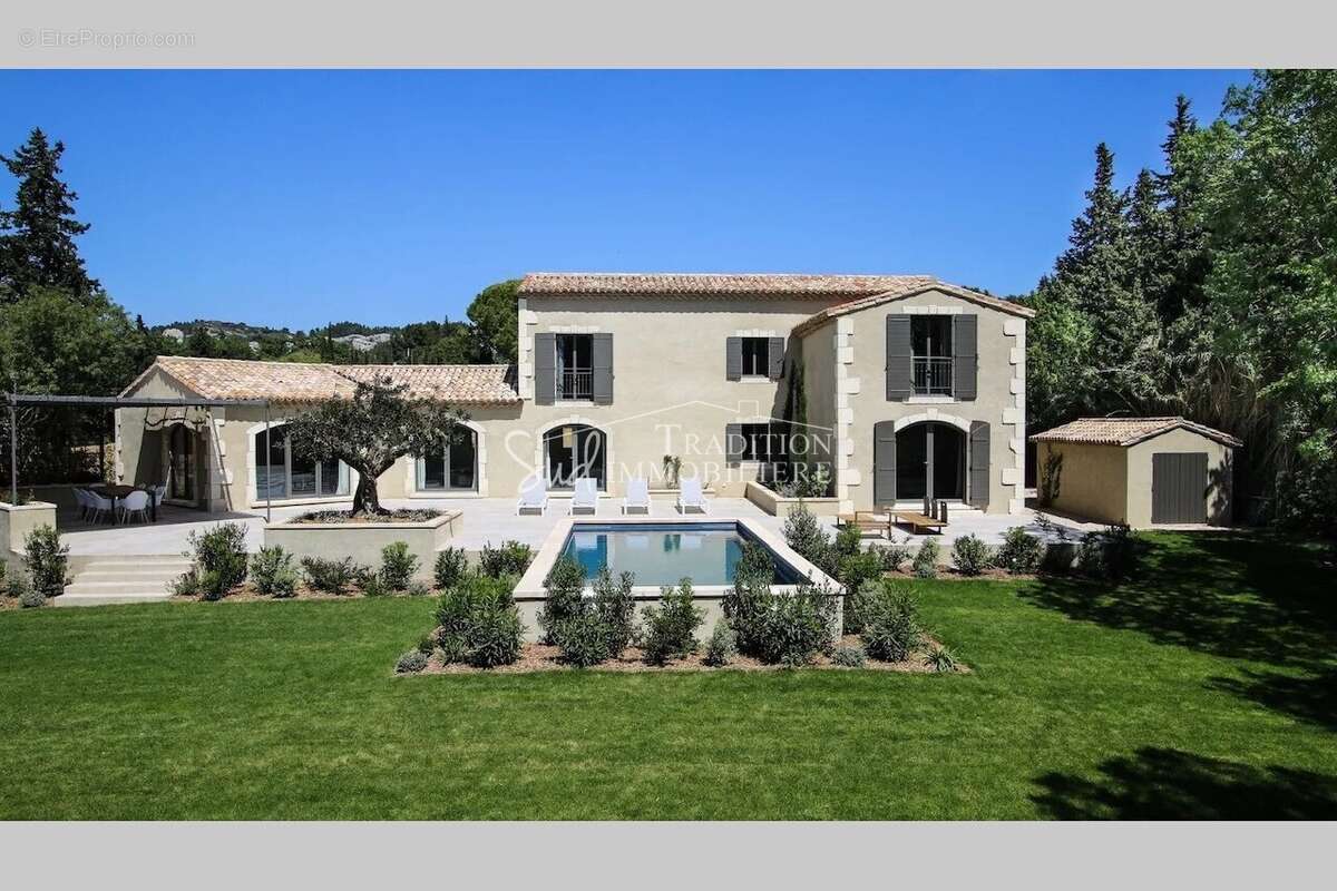 Maison à MAUSSANE-LES-ALPILLES