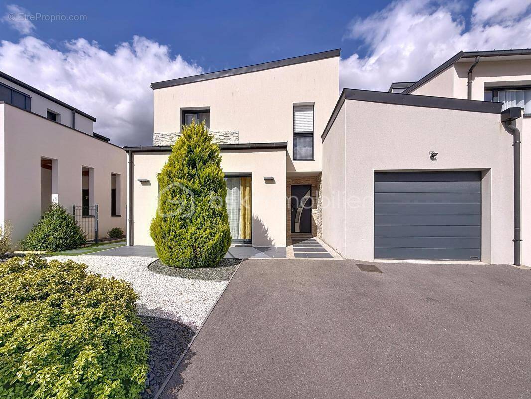 Maison à CHATEAUGIRON