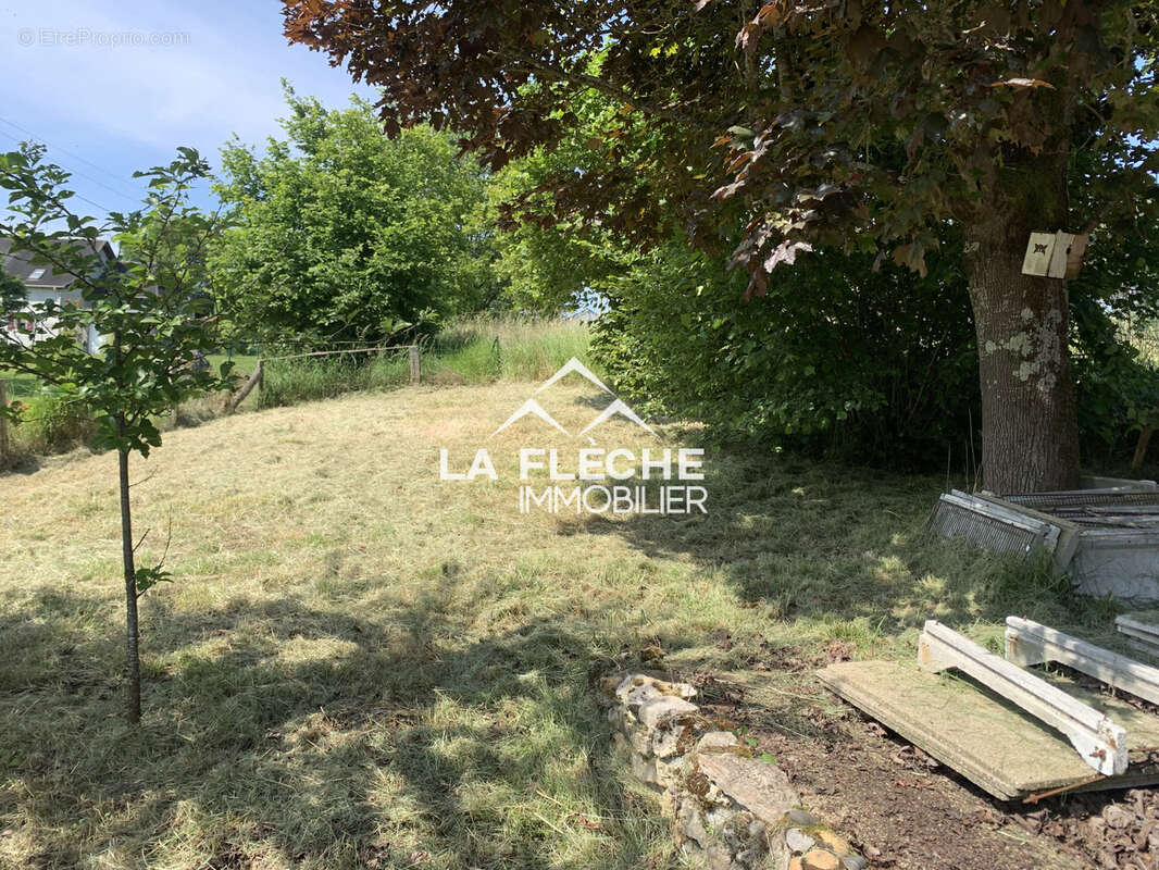 Maison à SAVIGNE-SOUS-LE-LUDE