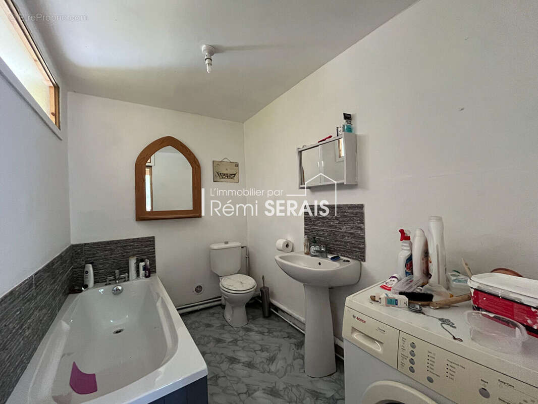 Exclusivité RS : Saint Roch sur Egrenne au calme sans voisin proche - photo 8