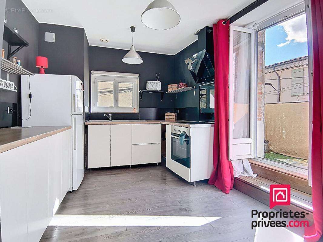 Appartement à TOURVES